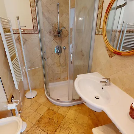 3p Climatise Avec Balcon Pres Plages, Commerces, Wifi Et Animaux Admis - Fr-1-196-349 Apartment Menton